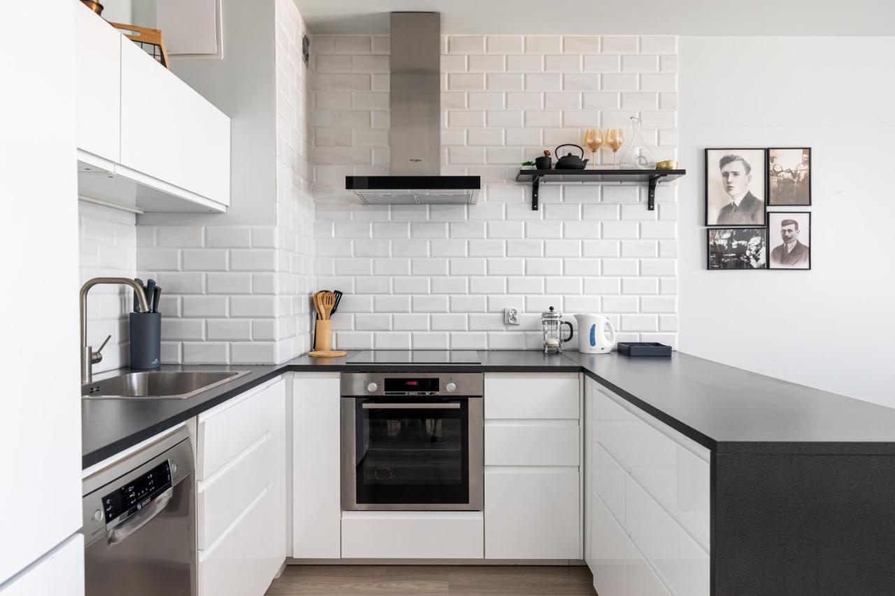 Owsiana 9 - Modern Designed Apartment With Balcony By Noclegi Renters Warsawa Bagian luar foto
